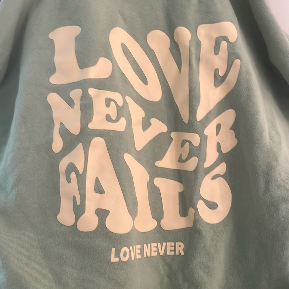 cute green hoodie size 11-12